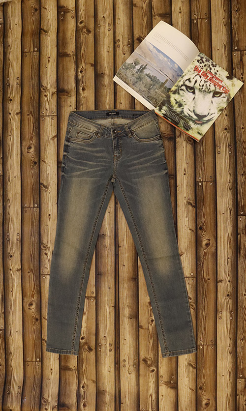 Ocean Blue Stretchable Jeans – Narrow Bottom